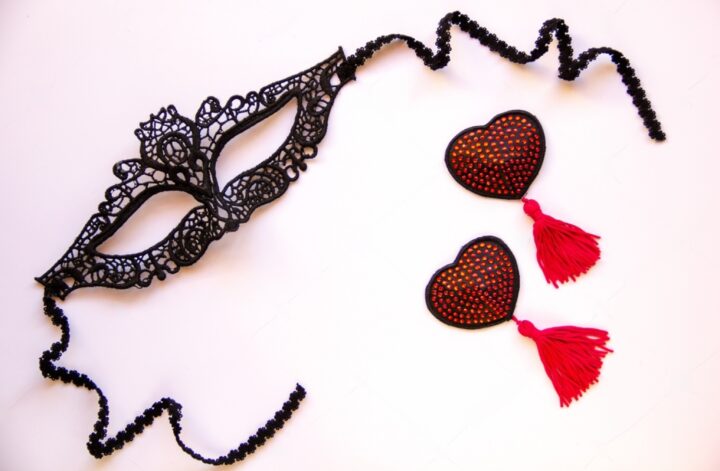 nipple pasties